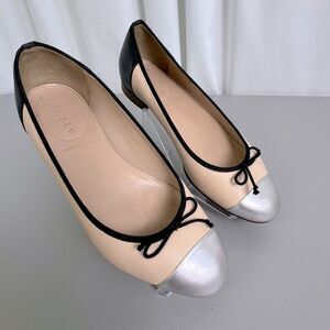 JCREW WOMENS LEATHER FLATS TAN AND BLACK SIZE 6